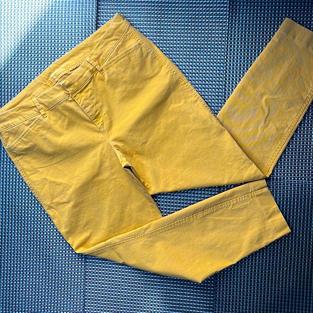Old Navy cropped pants